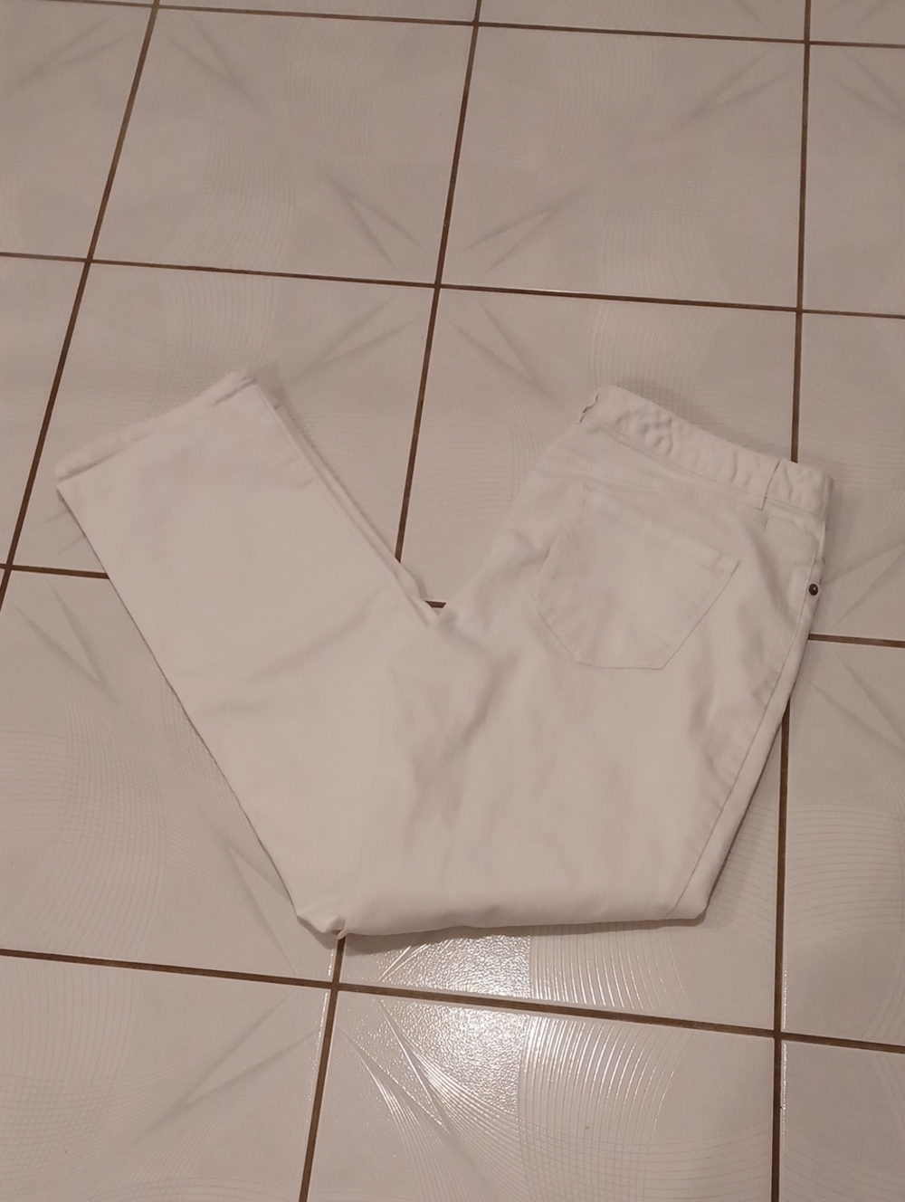 4/$60 White Casual Jean-Like Pants - Size 12 x 32